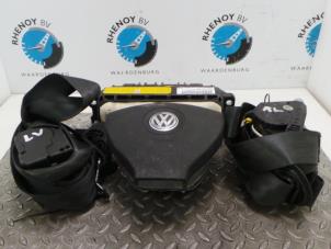 Gebrauchte Airbag Set + Modul Volkswagen Touran Preis auf Anfrage angeboten von Rhenoy Onderdelen b.v.