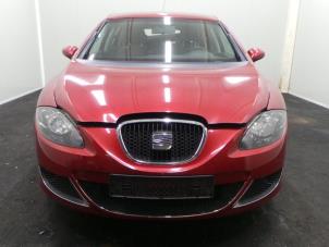 Used Front end, complete Seat Leon Price on request offered by Rhenoy Onderdelen b.v.