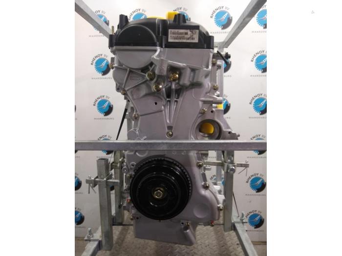 Engine from a Volvo XC60 I (DZ) 2.0 T5 16V 2012