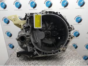Gebrauchte Getriebe Peugeot 208 Preis € 475,00 Margenregelung angeboten von Rhenoy Onderdelen b.v.