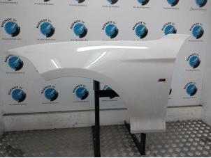 Used Front wing, left BMW 2 serie (F22) Price on request offered by Rhenoy Onderdelen b.v.
