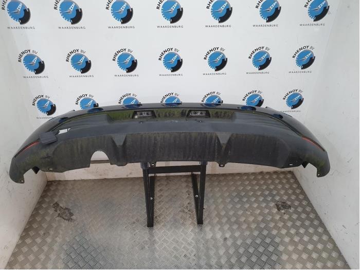 Rear bumper from a Renault Clio IV (5R)  2013
