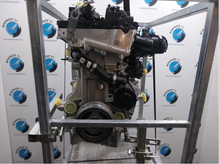 Engine from a BMW X1 (F48) sDrive 20i 2.0 16V Twin Power Turbo 2017