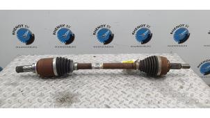 Used Front drive shaft, left Renault Clio V (RJAB) 1.0 TCe 100 12V Price on request offered by Rhenoy Onderdelen b.v.