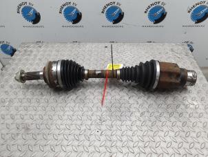 Usagé Arbre de transmission avant droit Ford Ranger Prix sur demande proposé par Rhenoy Onderdelen b.v.