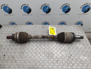 Used Drive shaft, rear right Volvo V60 I (FW/GW) 2.4 D5 20V AWD Autom. Price on request offered by Rhenoy Onderdelen b.v.