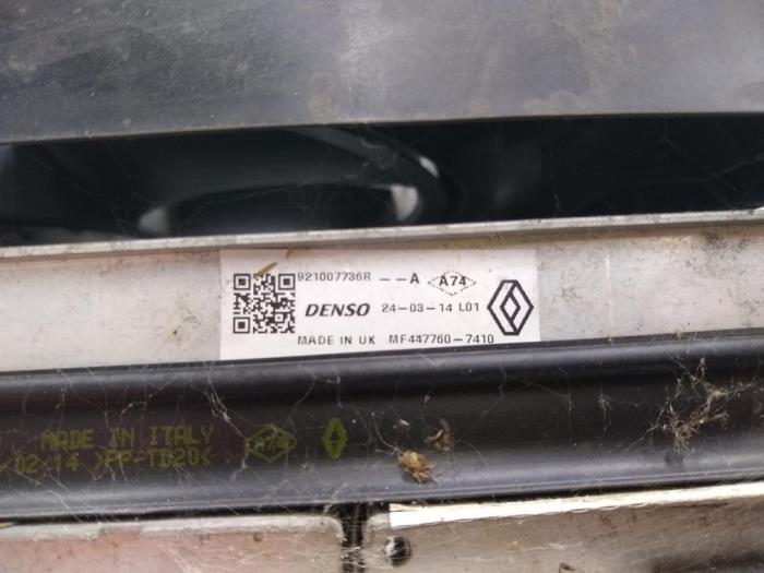 Zestaw chlodnicy z Renault Zoé (AG) 65kW 2014