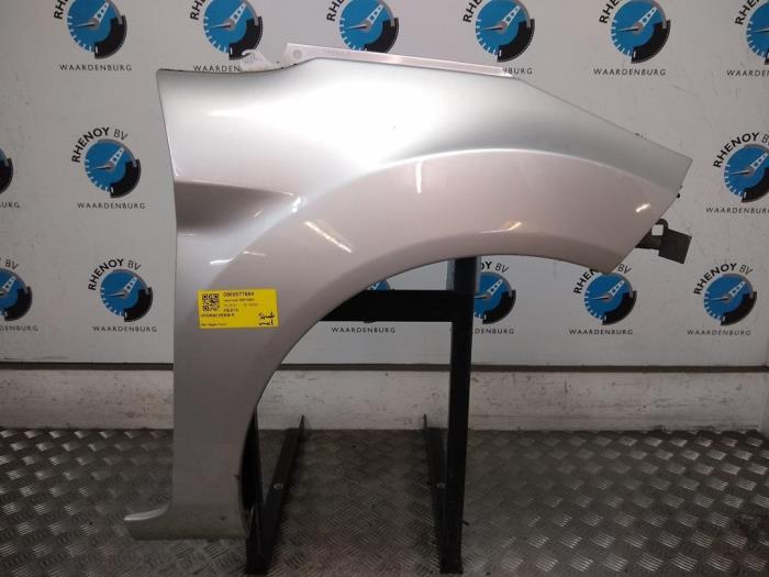 Front wing, right from a Ford Fiesta 6 (JA8)  2013