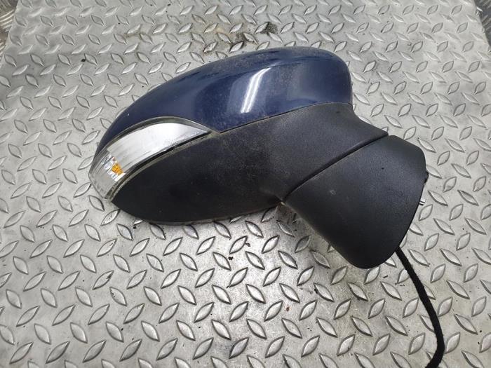 Wing mirror, right from a Ford Fiesta 6 (JA8)  2012