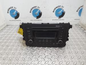 Gebrauchte Radio CD Spieler Suzuki Celerio (LF) 1.0 12V Preis auf Anfrage angeboten von Rhenoy Onderdelen b.v.