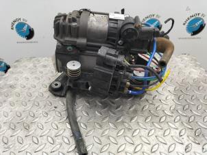 Używane Pompa powietrza (zawieszenie) BMW 7 serie (G11/12) Cena na żądanie oferowane przez Rhenoy Onderdelen b.v.