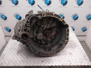 Used Gearbox Renault Clio III (BR/CR) 2.0 16V Renault Sport Price on request offered by Rhenoy Onderdelen b.v.