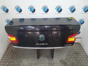 Used Tailgate Skoda Superb (3TAA) Price on request offered by Rhenoy Onderdelen b.v.