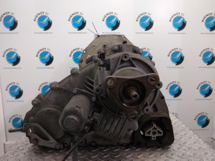 Gearbox BMW X5 xDrive 48i 4.8 V8 32V - N62B48B 1068050009