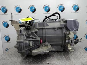 Usados Motor eléctrico de vehículo eléctrico Renault Kangoo/Grand Kangoo (KW) ZE Precio de solicitud ofrecido por Rhenoy Onderdelen b.v.