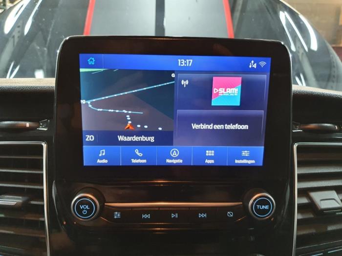 Navigation set from a Ford Transit Custom 2.0 TDCi 16V Eco Blue 185 2020