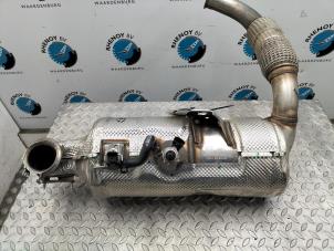 Usagé Filtre à particules Ford Kuga III (DFK) 1.5 EcoBlue Prix sur demande proposé par Rhenoy Onderdelen b.v.