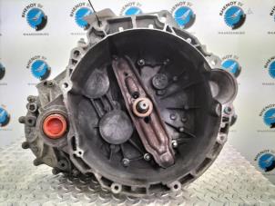Used Gearbox Mini Mini (R56) 1.6 Cooper D 16V Price on request offered by Rhenoy Onderdelen b.v.