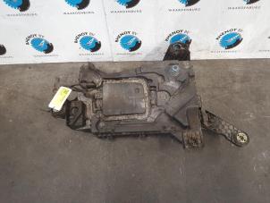 Used AdBlue pump Peugeot 308 SW (L4/L9/LC/LJ/LR) 1.6 BlueHDi 120 Price on request offered by Rhenoy Onderdelen b.v.