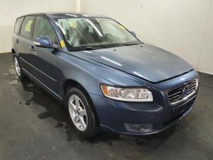 Used Front end, complete Volvo V50 (MW) 2.0 16V Price on request offered by Rhenoy Onderdelen b.v.