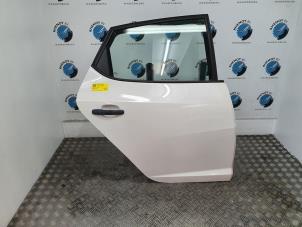 Używane Drzwi prawe tylne wersja 4-drzwiowa Seat Ibiza IV (6J5) 1.2 12V Cena na żądanie oferowane przez Rhenoy Onderdelen b.v.