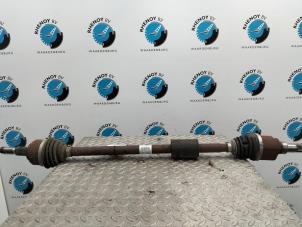 Used Front drive shaft, right Ford Puma 1.0 Ti-VCT EcoBoost mHEV 12V Price on request offered by Rhenoy Onderdelen b.v.