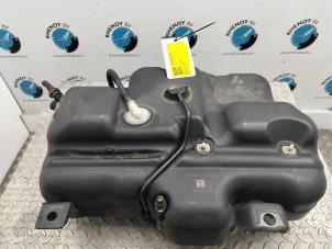 Used AdBlue pump Fiat Talento 1.6 EcoJet BiTurbo 125 Price on request offered by Rhenoy Onderdelen b.v.