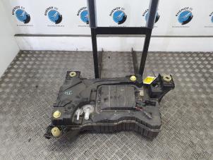 Gebrauchte Adblue Pumpe Peugeot 308 (F3/FB/FH/FM/FP) 1.5 Blue HDi 130 16V Preis auf Anfrage angeboten von Rhenoy Onderdelen b.v.