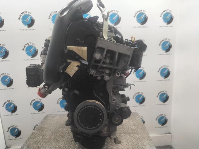 Used Engine Landrover Discovery Sport L550 Price on request offered by Rhenoy Onderdelen b.v.