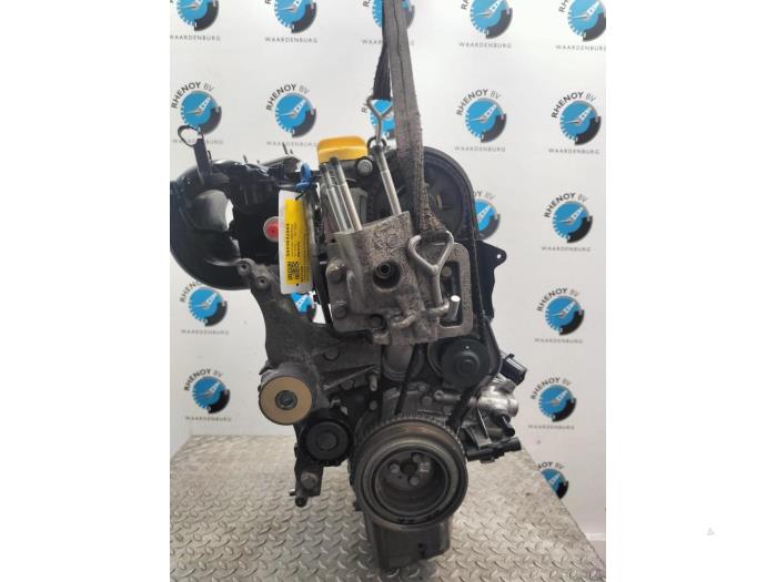 Used Engine Fiat Bravo Price on request offered by Rhenoy Onderdelen b.v.