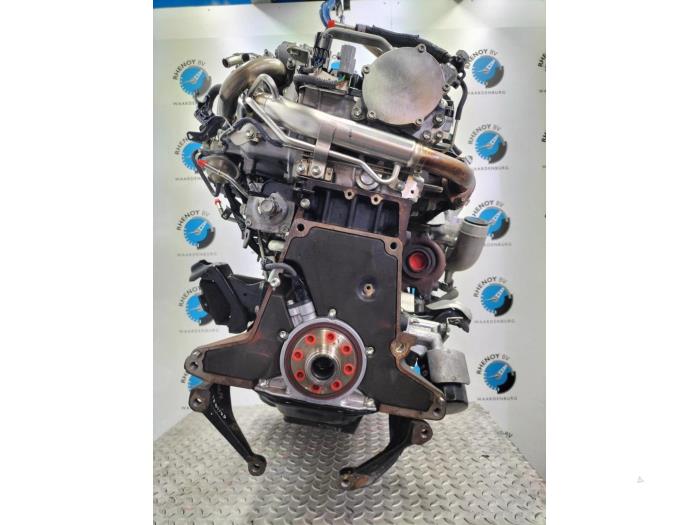 Used Engine Toyota Hilux Price on request offered by Rhenoy Onderdelen b.v.