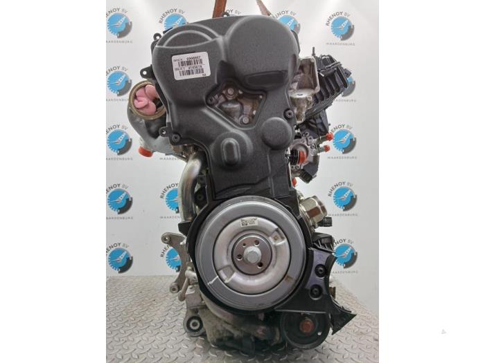 Used Engine Volvo S60 Price on request offered by Rhenoy Onderdelen b.v.