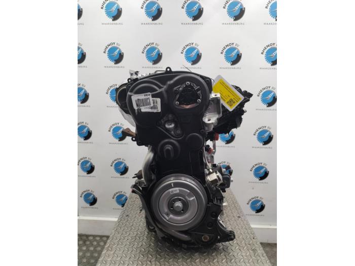 Used Engine Volvo V60 Price on request offered by Rhenoy Onderdelen b.v.