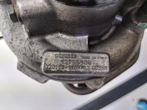 Motor van een Saab 9-3 2005