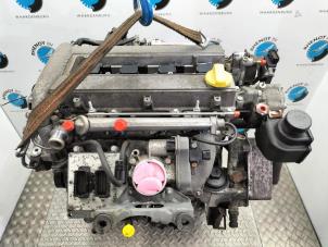 Motor van een Saab 9-3 2005