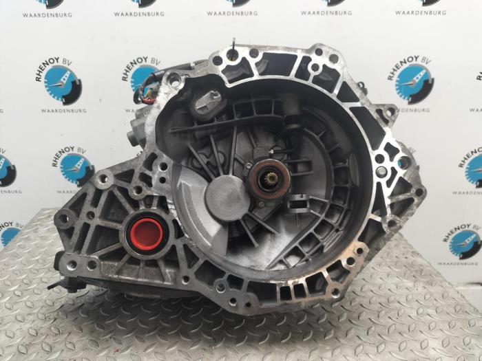 Used Gearbox Opel Corsa Price € 302,50 Inclusive VAT offered by Rhenoy Onderdelen b.v.