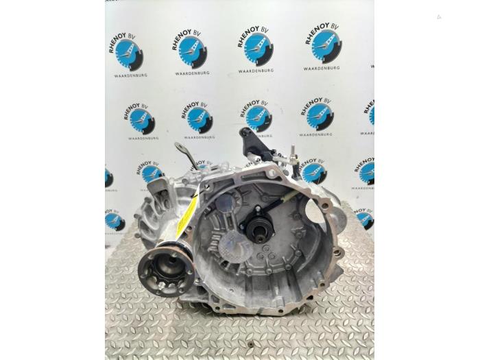 Usagé Boîte de vitesse Ford Tourneo Connect Prix € 1.815,00 Prix TTC proposé par Rhenoy Onderdelen b.v.
