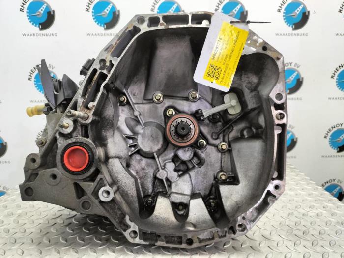 Gebrauchte Getriebe Renault Modus Preis € 181,50 Mit Mehrwertsteuer angeboten von Rhenoy Onderdelen b.v.
