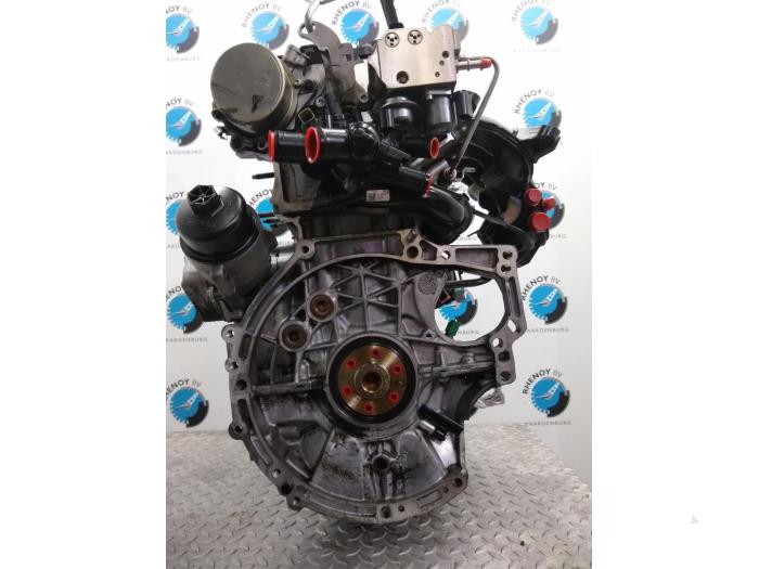 Used Engine Peugeot 207 Price on request offered by Rhenoy Onderdelen b.v.