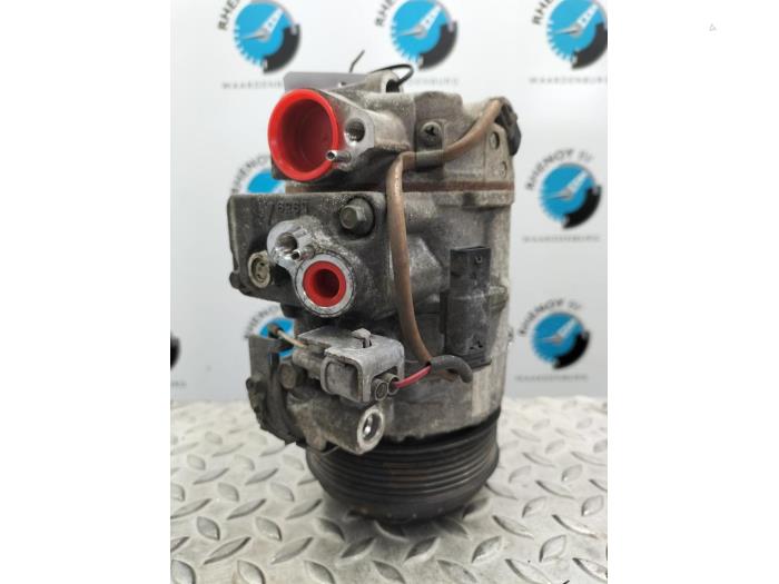 Usagé Compresseur de clim Mercedes ML-Klasse Prix € 217,80 Prix TTC proposé par Rhenoy Onderdelen b.v.