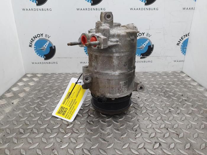 Usagé Pompe clim Ford Ranger Prix € 242,00 Prix TTC proposé par Rhenoy Onderdelen b.v.