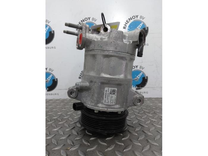 Usagé Pompe clim Ford Focus Prix € 145,20 Prix TTC proposé par Rhenoy Onderdelen b.v.