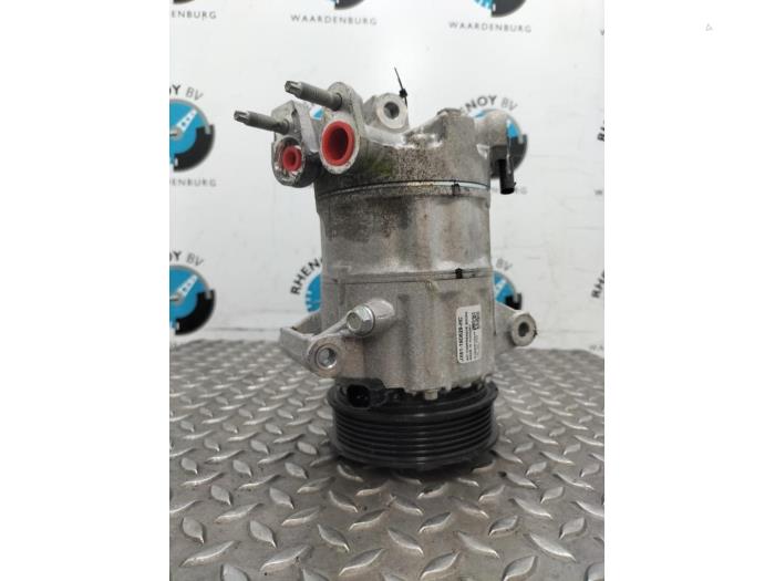 Usagé Pompe clim Ford Focus Prix € 145,20 Prix TTC proposé par Rhenoy Onderdelen b.v.