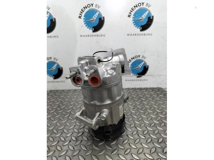 Usagé Pompe clim Ford Focus Prix € 145,20 Prix TTC proposé par Rhenoy Onderdelen b.v.