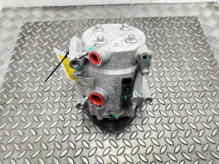 Gebrauchte Klimapumpe Peugeot 208 Preis € 121,00 Mit Mehrwertsteuer angeboten von Rhenoy Onderdelen b.v.