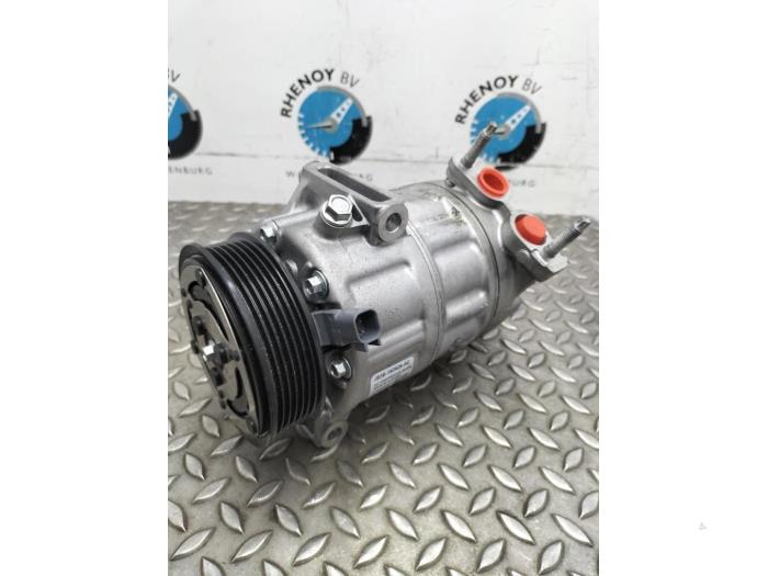 Usagé Pompe clim Ford Ranger Prix € 181,50 Prix TTC proposé par Rhenoy Onderdelen b.v.