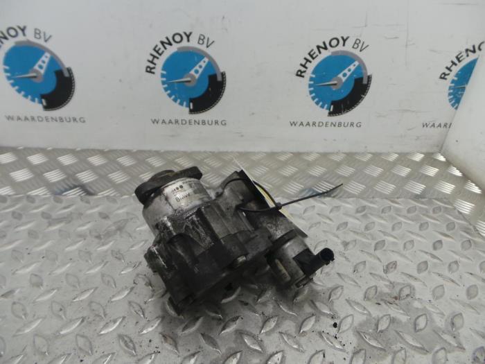 Usagé Pompe de direction BMW 5-Série Prix € 145,20 Prix TTC proposé par Rhenoy Onderdelen b.v.