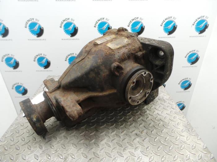 Gebrauchte Differential hinten BMW 5-Serie Preis € 465,85 Mit Mehrwertsteuer angeboten von Rhenoy Onderdelen b.v.