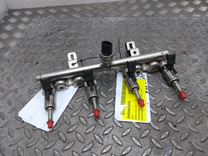 Usagé Injecteurs Peugeot 3008 Prix € 66,55 Prix TTC proposé par Rhenoy Onderdelen b.v.