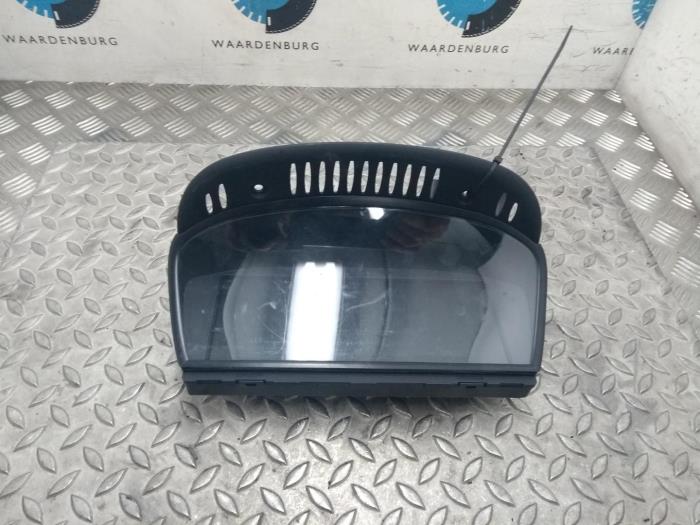 Używane Komputer pokladowy BMW 1-Serie Cena € 181,50 Z VAT oferowane przez Rhenoy Onderdelen b.v.